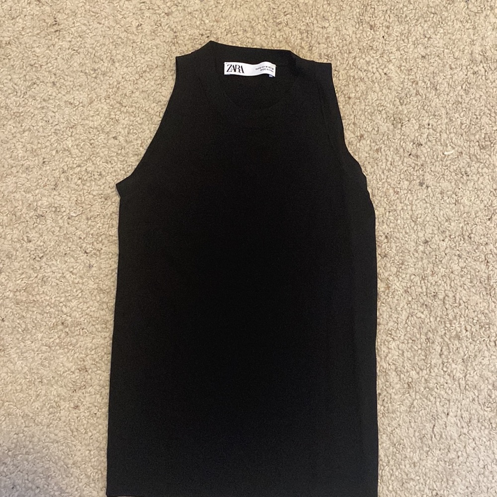 Zara Knit Halter Tank - Picture 6 of 7